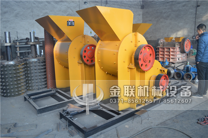 時產50噸煤泥粉碎機多少錢一臺，哪個型號合適使用？