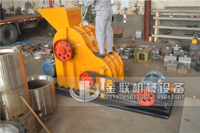 河南原煤破碎機(jī)哪個(gè)廠家價(jià)格低，可以選擇的型號(hào)多嗎？